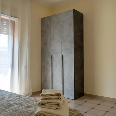 Sun House * سانتا ماريا ديل سيدرو